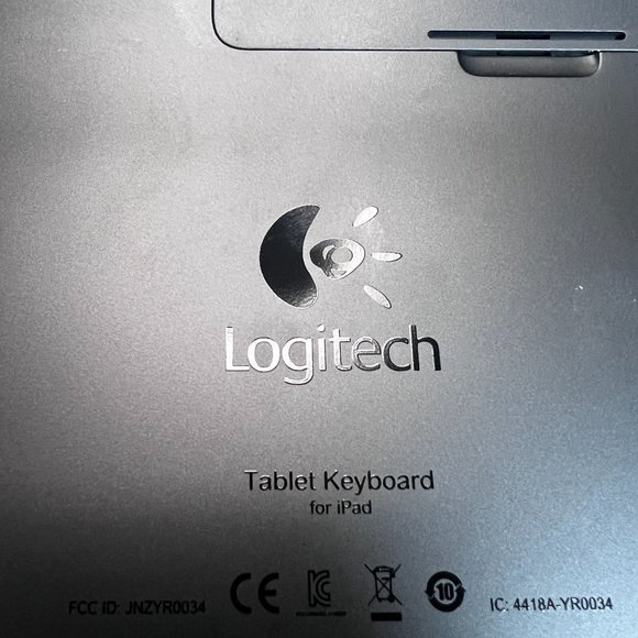 Logitech Y-R0034 Tablet Keyboard for iPad Android Tablets PC Bluetooth Keyboard - Picture 4 of 7